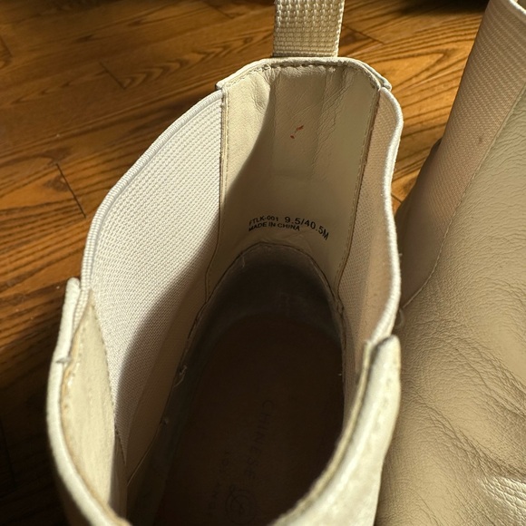 Cream-ish Chinese Laundry Boots / Booties (low heel) - Picture 3 of 7